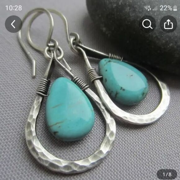 Jewelry - NEW Water Drop Hoop‎ Earrings, Turquoise.  Gorgeous! Unique. NWT